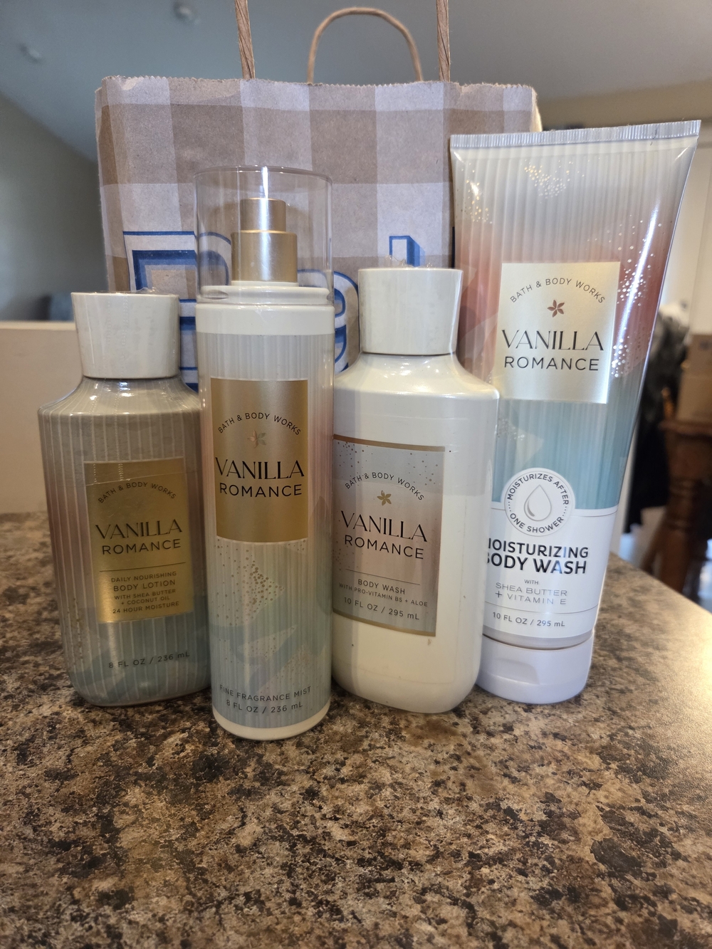 Bath & Body Works Vanilla Romance Bath & Body Set - Cream/Gold/Blue